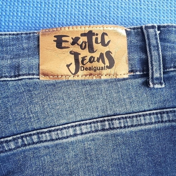 Host Pick Desigual Exotic Jeans - Picture 6 of 11